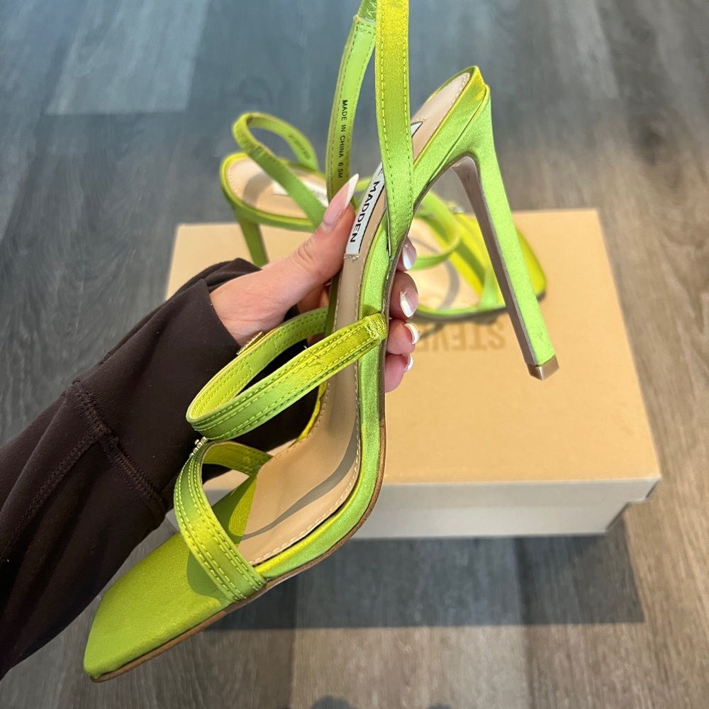 Steve Madden Neon Green Strappy Heels - Picture 4 of 5